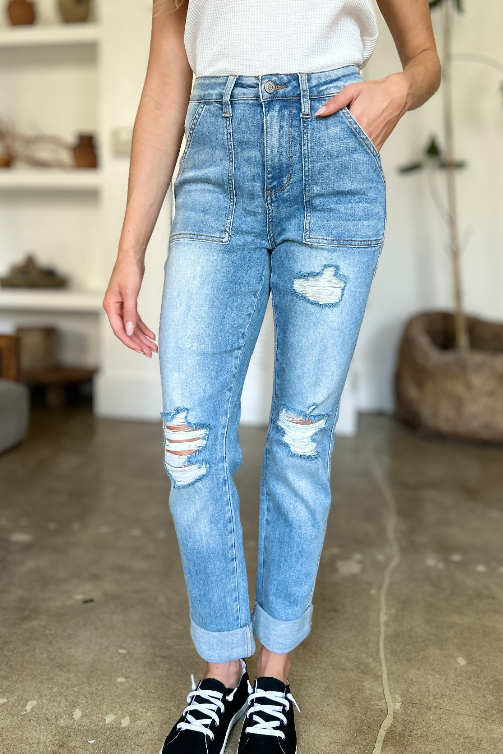 Judy Blue Full Size Distressed Straight Jeans with Patch Pockets Trendsi