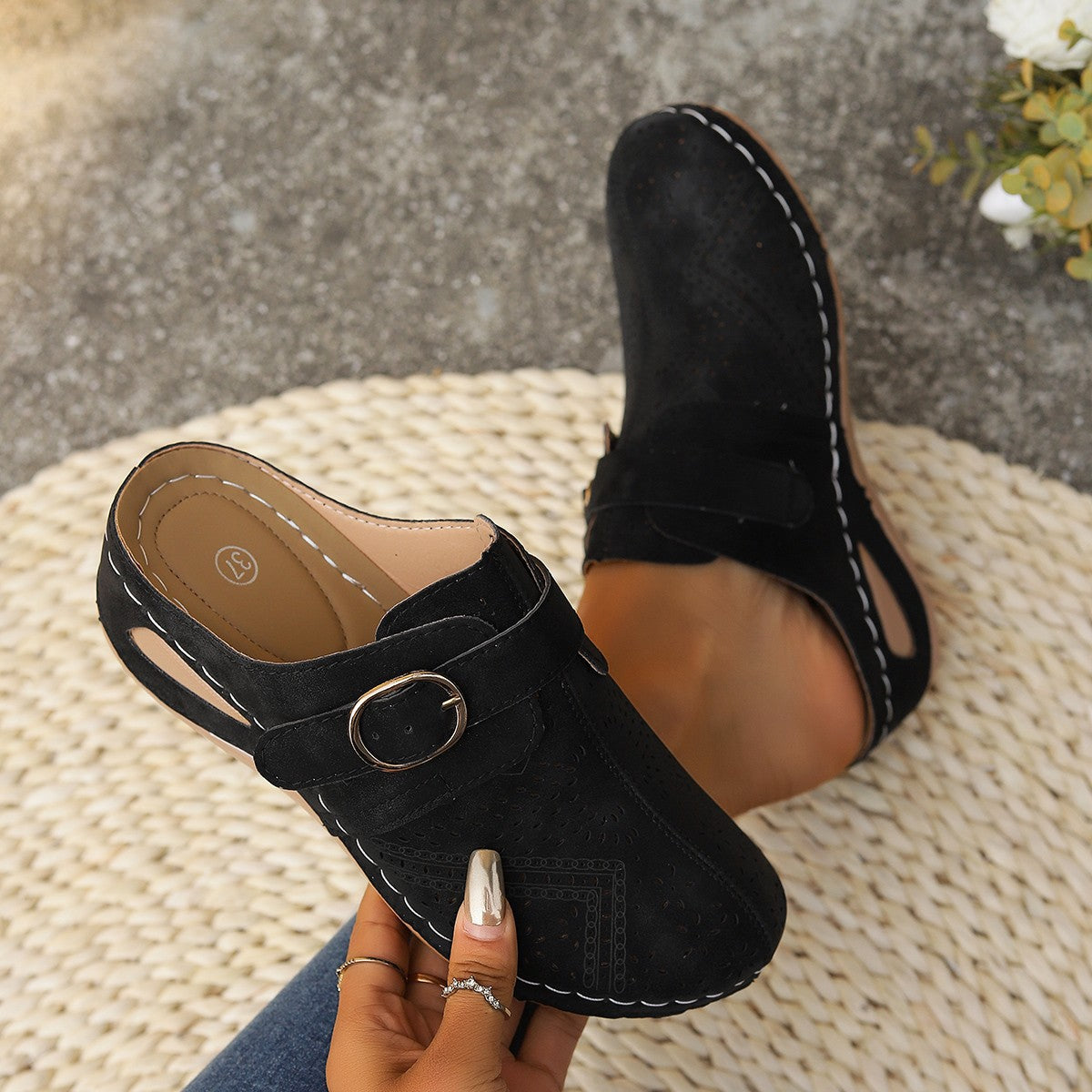 Suede Round Toe Wedge Sandals Trendsi