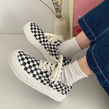 Retro green plaid black and white checkerboard grid all-match casual fashion sneakers-3